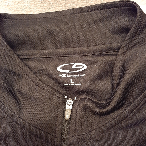 Men's Champion 3/4 zip top Size Large - Picture 3 of 7